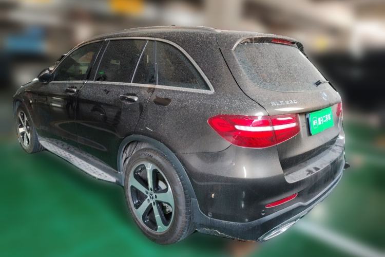 Used Mercedes-Benz GLC 2018 Facelift GLC 260 4MATIC Luxury Edition Rear Left 45 Deg