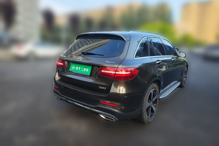Used Mercedes-Benz GLC 2018 GLC 260 4MATIC Luxury Model Rear Right 45 Deg