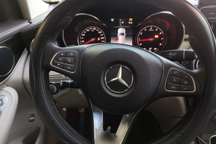 Used Mercedes-Benz GLC 2018 GLC 260 4MATIC Dynamic Edition Steering Wheel