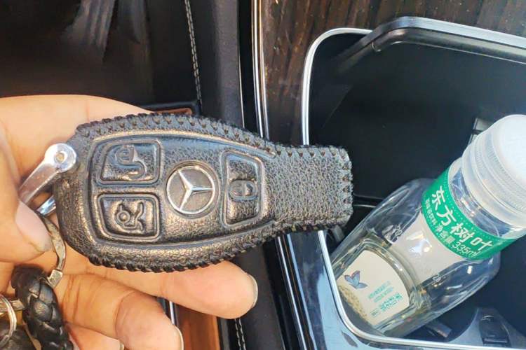 Used Mercedes-Benz GLC 2018 GLC 260 4MATIC Luxury Model Vehicle Key