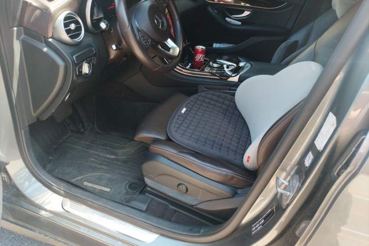 Used Mercedes-Benz GLC 2018 Facelifted GLC 260 4MATIC Dynamic Edition Driver Seat