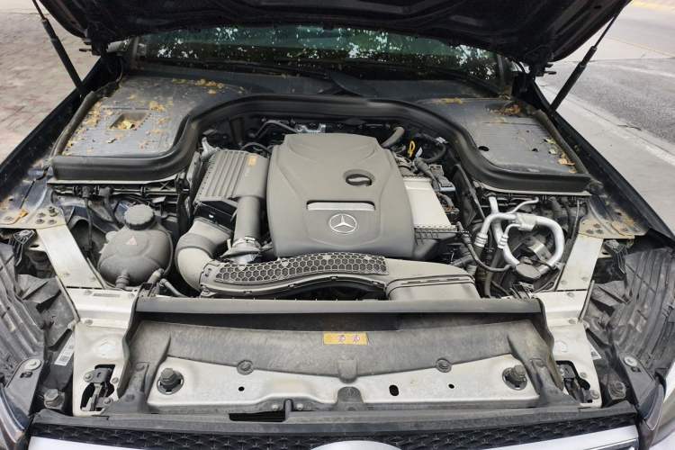 Used Mercedes-Benz GLC 2018 Facelift GLC 260 4MATIC Luxury Edition Engine Bay