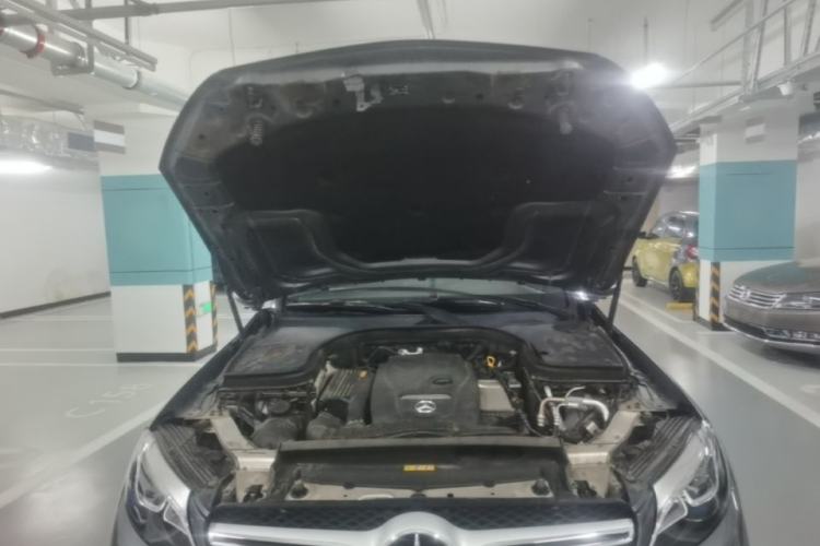 Used Mercedes-Benz GLC 2018 Facelifted GLC 260 4MATIC Dynamic Edition Engine Bay