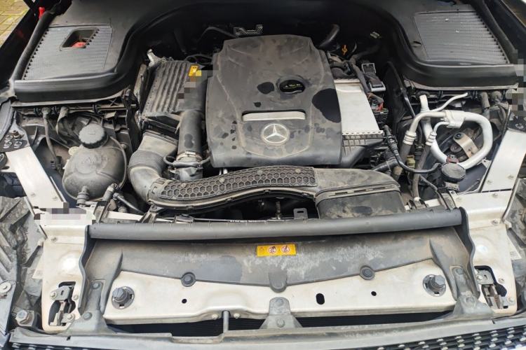 Used Mercedes-Benz GLC 2018 GLC 260 4MATIC Dynamic Edition Engine Bay