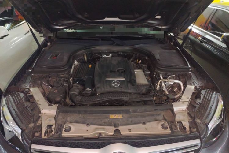 Used Mercedes-Benz GLC 2018 Facelifted GLC 260 4MATIC Dynamic Edition Engine Bay