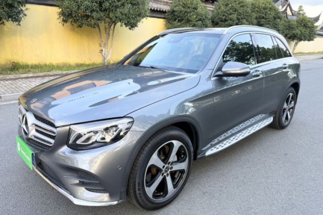 Used Mercedes-Benz GLC 2018 GLC 260 4MATIC Luxury Model