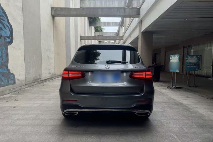 Used Mercedes-Benz GLC 2018 GLC 260 4MATIC Luxury Model Exterior 7