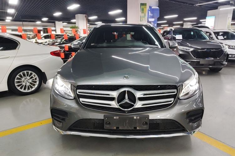 Used Mercedes-Benz GLC 2018 GLC 260 4MATIC Luxury Model Front
