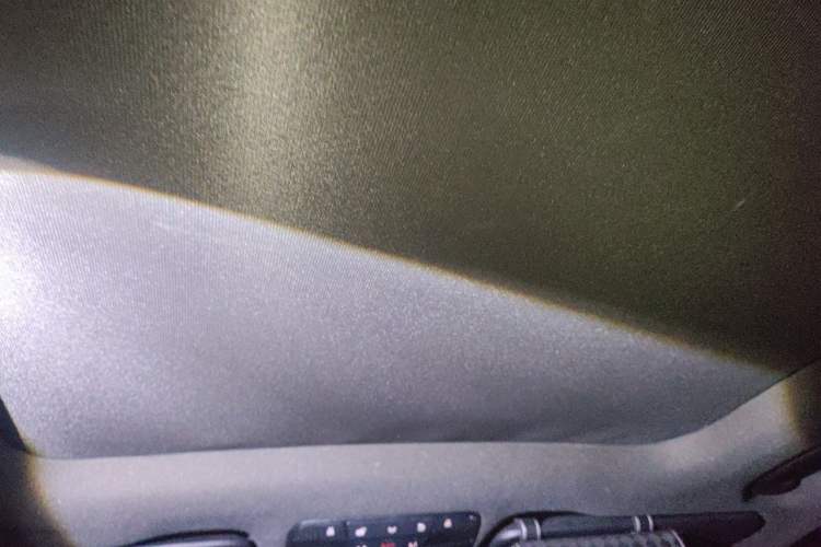 Used Mercedes-Benz GLC 2018 Facelift GLC 200 4MATIC Headliner