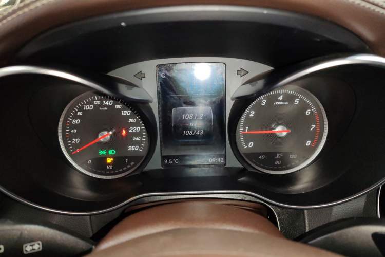 Used Mercedes-Benz GLC 2018 GLC 260 4MATIC Dynamic Edition Instrument Cluster