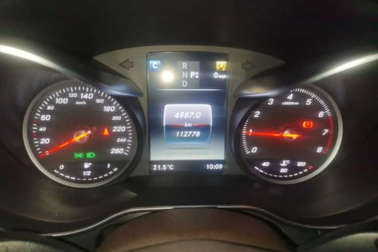 Used Mercedes-Benz GLC 2018 Facelifted GLC 260 4MATIC Dynamic Edition Instrument Cluster