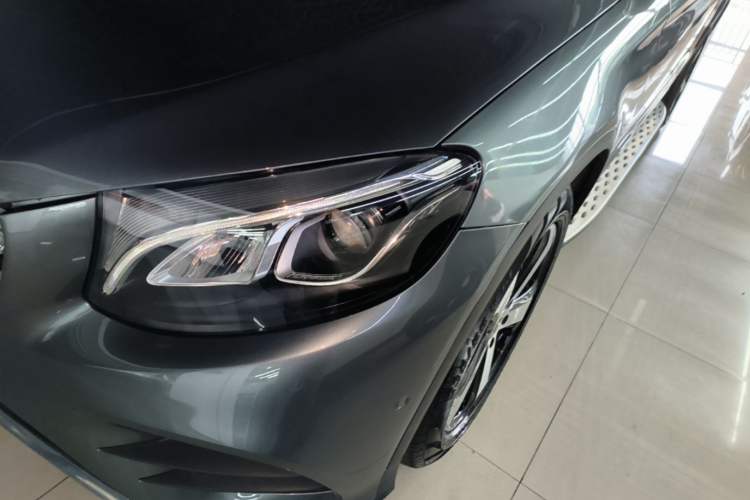 Used Mercedes-Benz GLC 2018 GLC 260 4MATIC Luxury Model Left Front Headlight