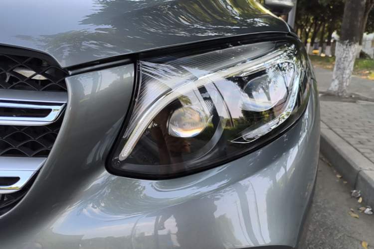 Used Mercedes-Benz GLC 2018 GLC 300 4MATIC Sport Edition Left Front Headlight