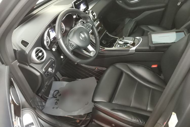 Used Mercedes-Benz GLC 2018 GLC 260 4MATIC Dynamic Edition Left Front Seat