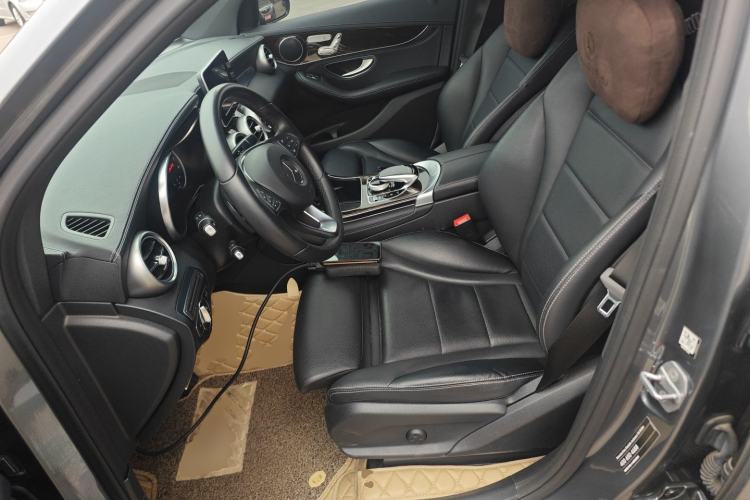 Used Mercedes-Benz GLC 2018 GLC 260 4MATIC Dynamic Edition Left Front Seat