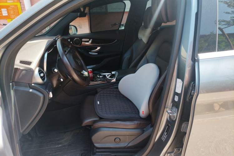 Used Mercedes-Benz GLC 2018 Facelifted GLC 260 4MATIC Dynamic Edition Left Front Seat