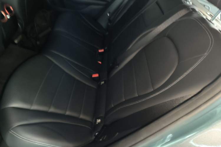 Used Mercedes-Benz GLC 2018 GLC 260 4MATIC Luxury Model Left Rear Seat