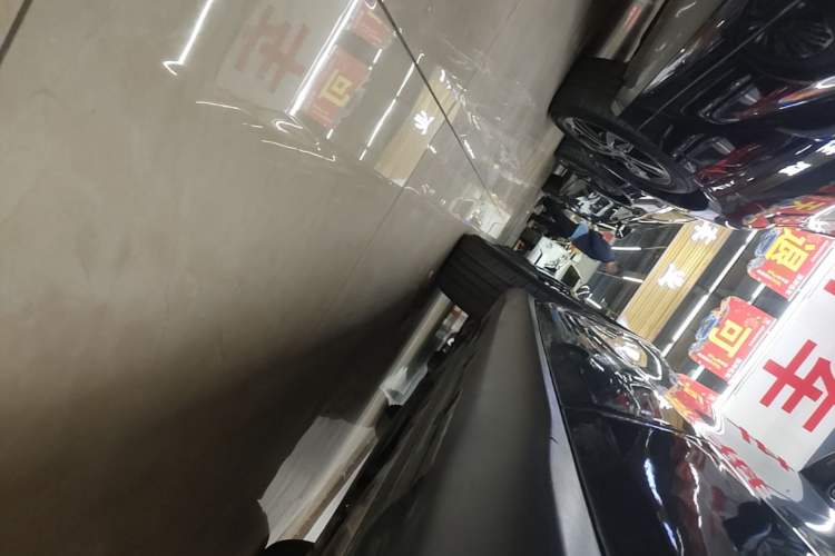 Used Mercedes-Benz GLC 2018 GLC 260 4MATIC Dynamic Edition Left Side Sill