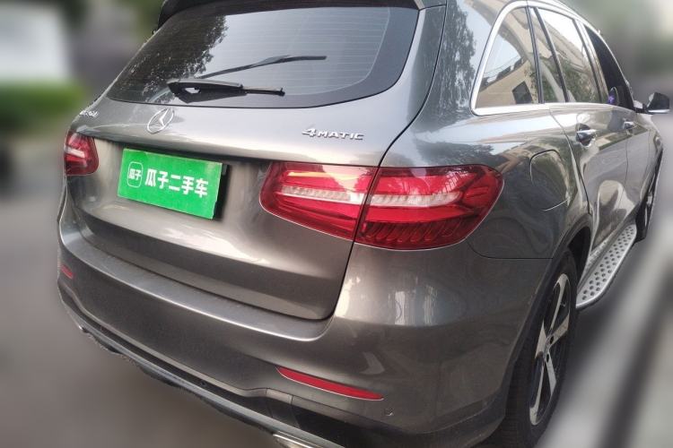Used Mercedes-Benz GLC 2018 GLC 260 4MATIC Luxury Model Rear Right 45 Deg