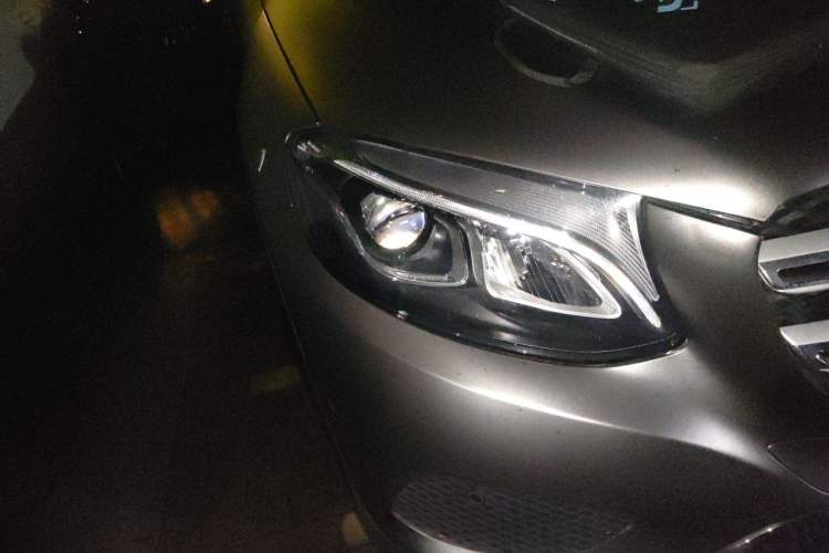 Used Mercedes-Benz GLC 2018 Facelift GLC 200 4MATIC Right Front Headlight