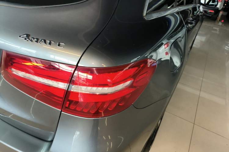 Used Mercedes-Benz GLC 2018 GLC 260 4MATIC Luxury Model Right Rear Taillight