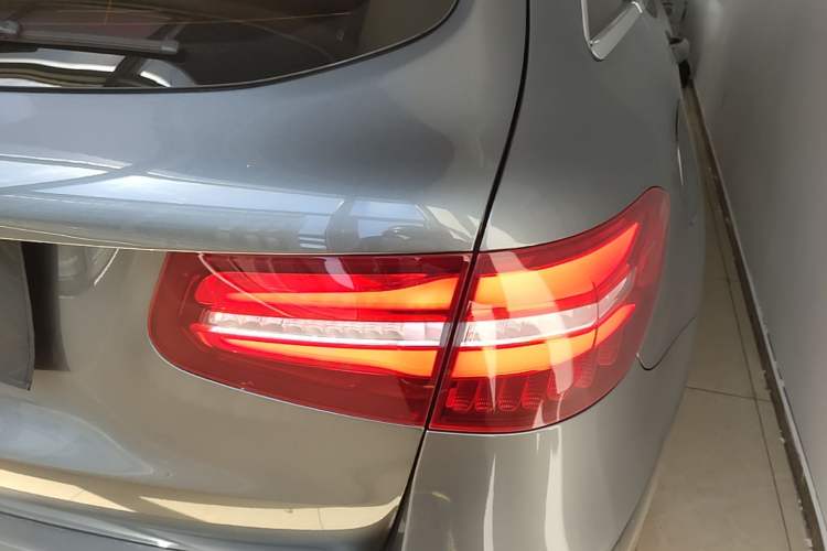 Used Mercedes-Benz GLC 2018 GLC 260 4MATIC Dynamic Edition Right Rear Taillight