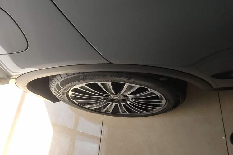 Used Mercedes-Benz GLC 2018 GLC 260 4MATIC Dynamic Edition Right Rear Wheel Hub