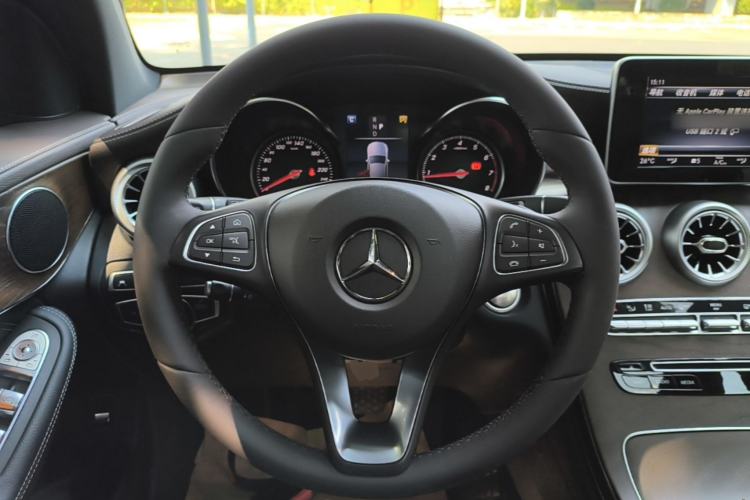 Used Mercedes-Benz GLC 2018 GLC 300 4MATIC Sport Edition Steering Wheel