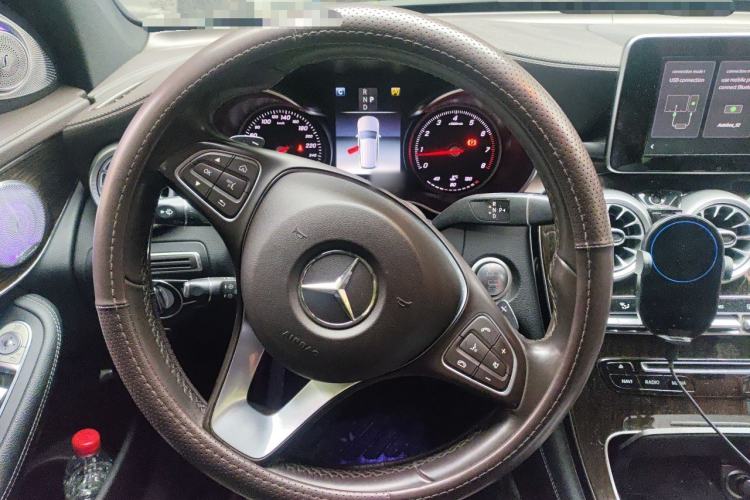 Used Mercedes-Benz GLC 2018 GLC 260 4MATIC Dynamic Edition Steering Wheel