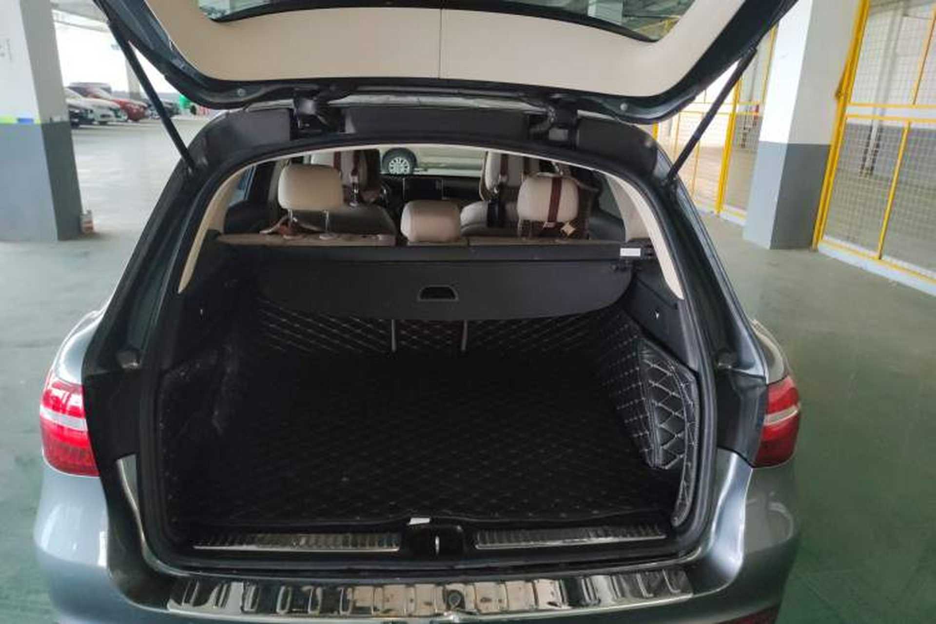Used Mercedes-Benz GLC 2018 GLC 200 4MATIC Trunk