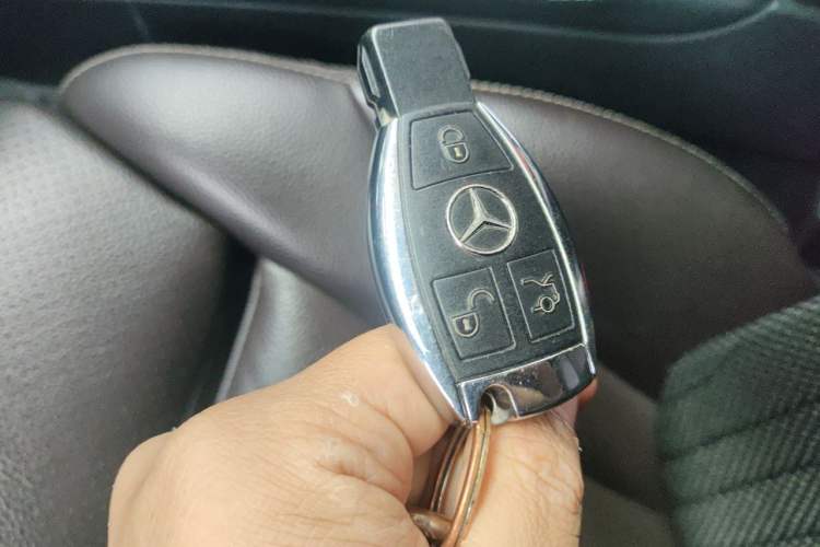 Used Mercedes-Benz GLC 2018 GLC 260 4MATIC Dynamic Edition Vehicle Key
