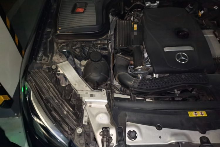 Used Mercedes-Benz GLC 2018 Facelifted GLC 260 4MATIC Dynamic Edition Engine Bay Right
