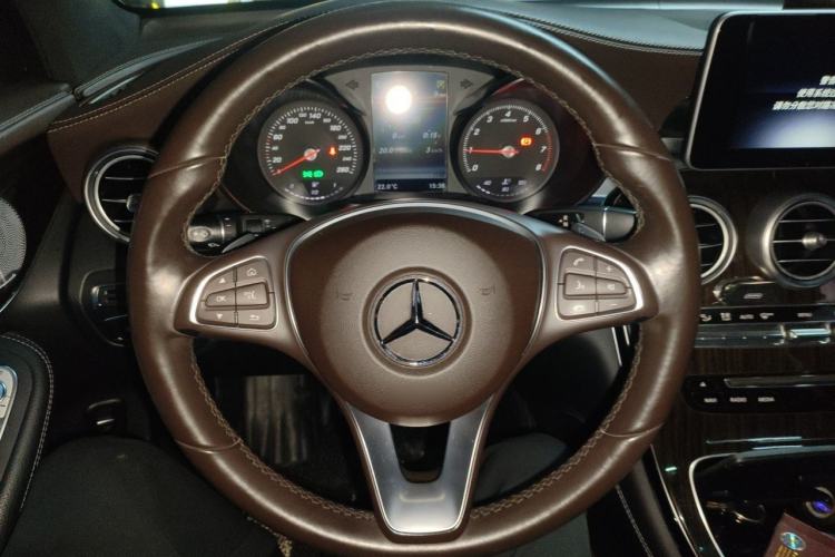 Used Mercedes-Benz GLC 2018 GLC 260 4MATIC Dynamic Edition Steering Wheel