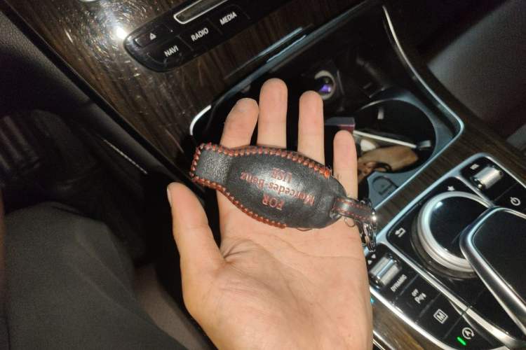 Used Mercedes-Benz GLC 2018 GLC 260 4MATIC Dynamic Edition Vehicle Key