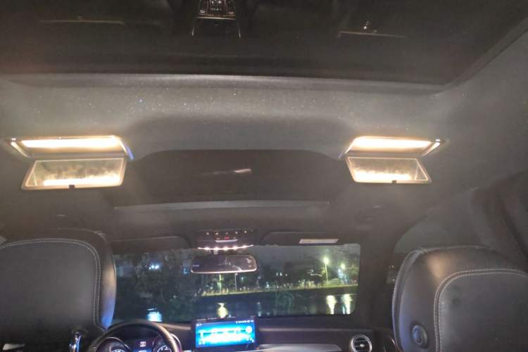 Used Mercedes-Benz GLC 2018 GLC 260 4MATIC Luxury Model Headliner