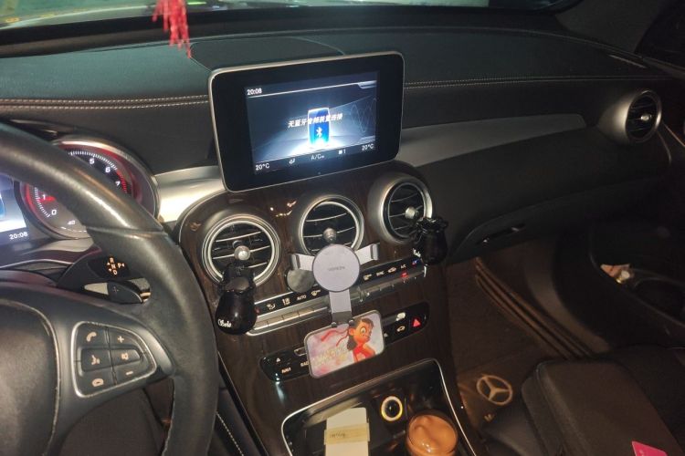 Used Mercedes-Benz GLC 2018 Facelifted GLC 260 4MATIC Dynamic Edition Audio And AC Panel