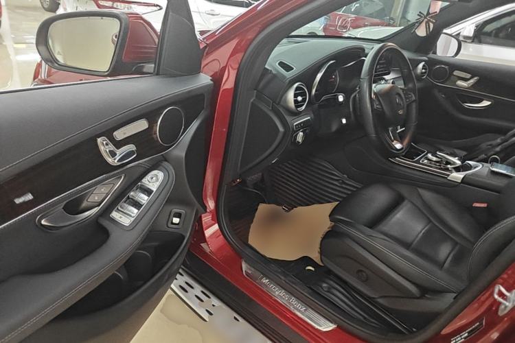 Used Mercedes-Benz GLC 2018 GLC 260 4MATIC Luxury Model Driver Seat
