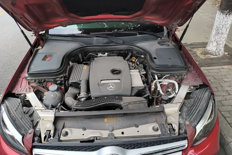 Used Mercedes-Benz GLC 2018 Facelifted GLC 260 4MATIC Dynamic Edition Engine Bay
