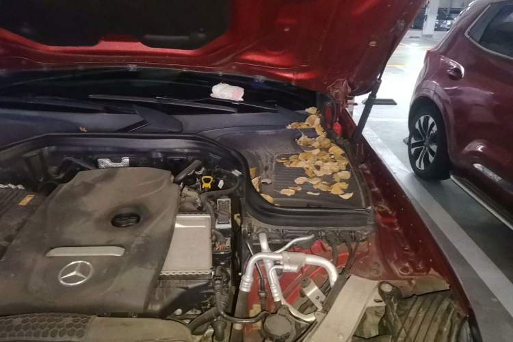 Used Mercedes-Benz GLC 2018 GLC 200 4MATIC Engine Bay Left