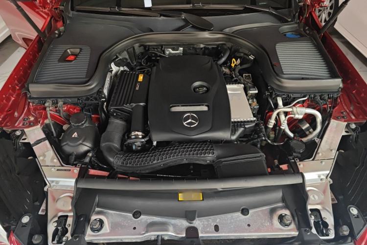 Used Mercedes-Benz GLC 2018 Facelifted GLC 260 4MATIC Dynamic Edition Engine Bay