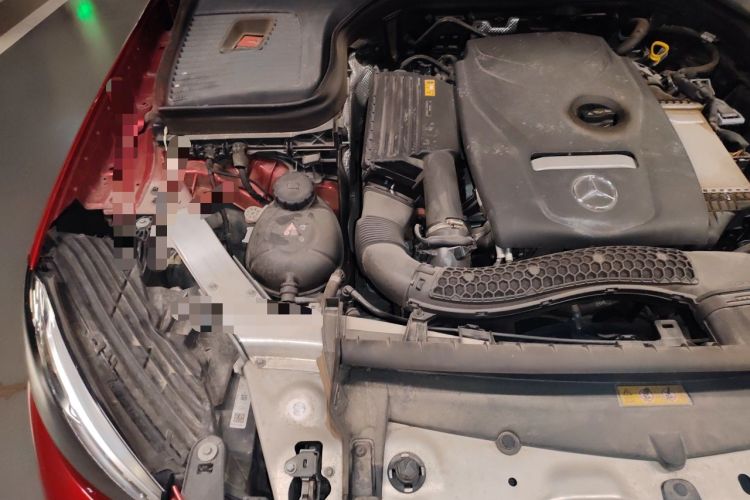 Used Mercedes-Benz GLC 2018 GLC 260 4MATIC Luxury Model Engine Bay Right