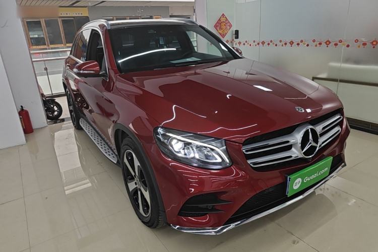 Used Mercedes-Benz GLC 2018 GLC 260 4MATIC Luxury Model Exterior 1