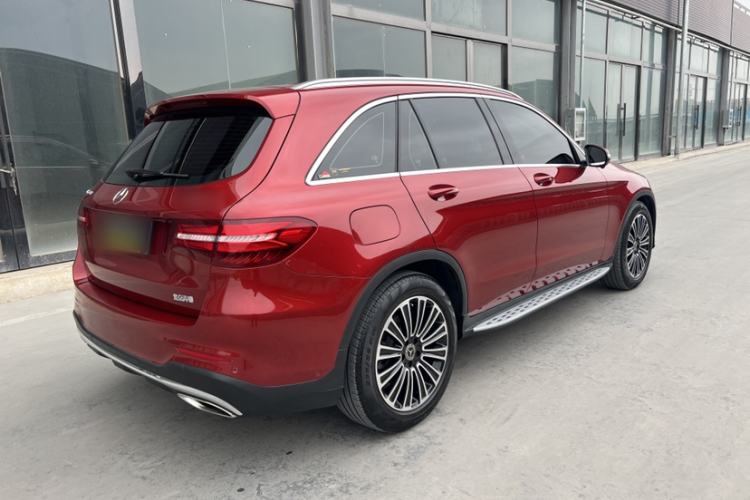 Used Mercedes-Benz GLC 2018 Facelifted GLC 260 4MATIC Dynamic Edition Exterior 3