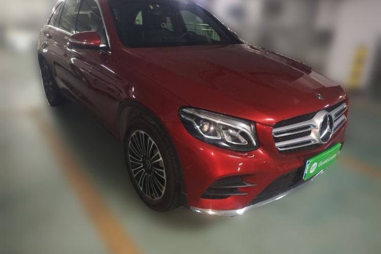 Used Mercedes-Benz GLC 2018 Facelifted GLC 260 4MATIC Dynamic Edition Front Right 45 Deg
