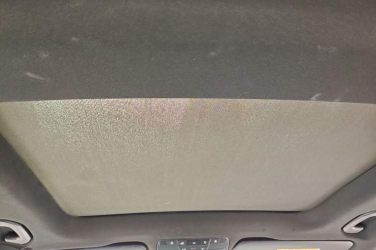 Used Mercedes-Benz GLC 2018 Facelift GLC 260 4MATIC Luxury Edition Headliner