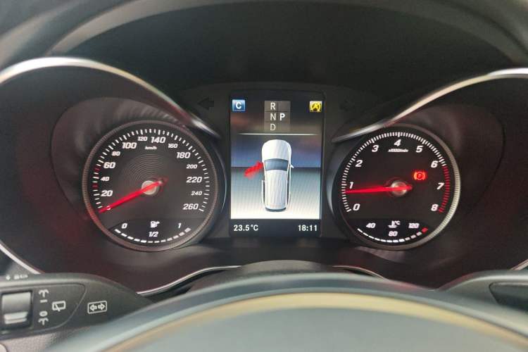 Used Mercedes-Benz GLC 2018 Facelift GLC 260 4MATIC Luxury Edition Instrument Cluster
