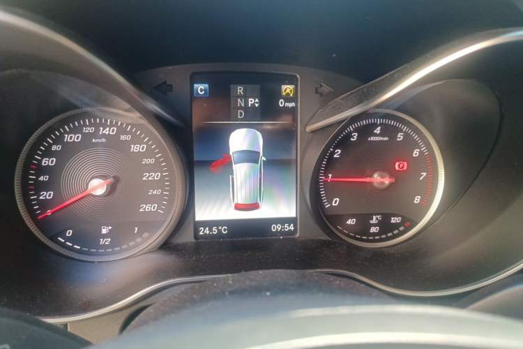 Used Mercedes-Benz GLC 2018 GLC 260 4MATIC Dynamic Edition Instrument Cluster