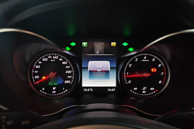 Used Mercedes-Benz GLC 2018 Facelifted GLC 260 4MATIC Dynamic Edition Instrument Cluster
