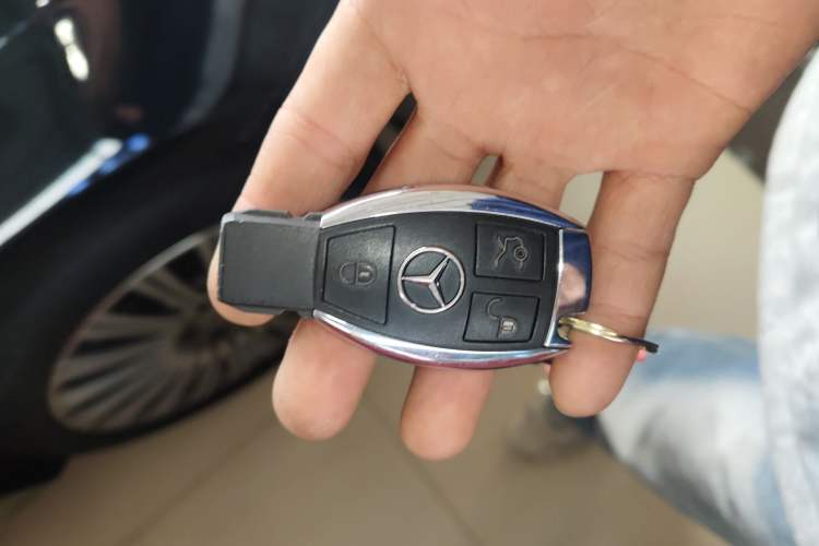 Used Mercedes-Benz GLC 2018 Facelifted GLC 260 4MATIC Dynamic Edition Interior 1