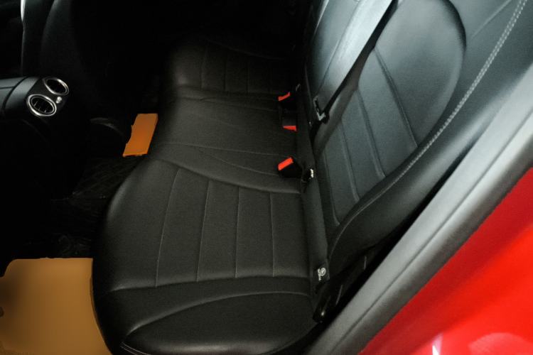 Used Mercedes-Benz GLC 2018 GLC 260 4MATIC Dynamic Edition Left Rear Seat